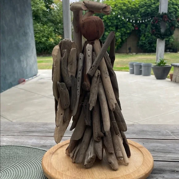 Driftwood Angel Sculpture - Natural Tones - Picture 5 of 8